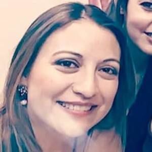 Meet your Posher, Adelina